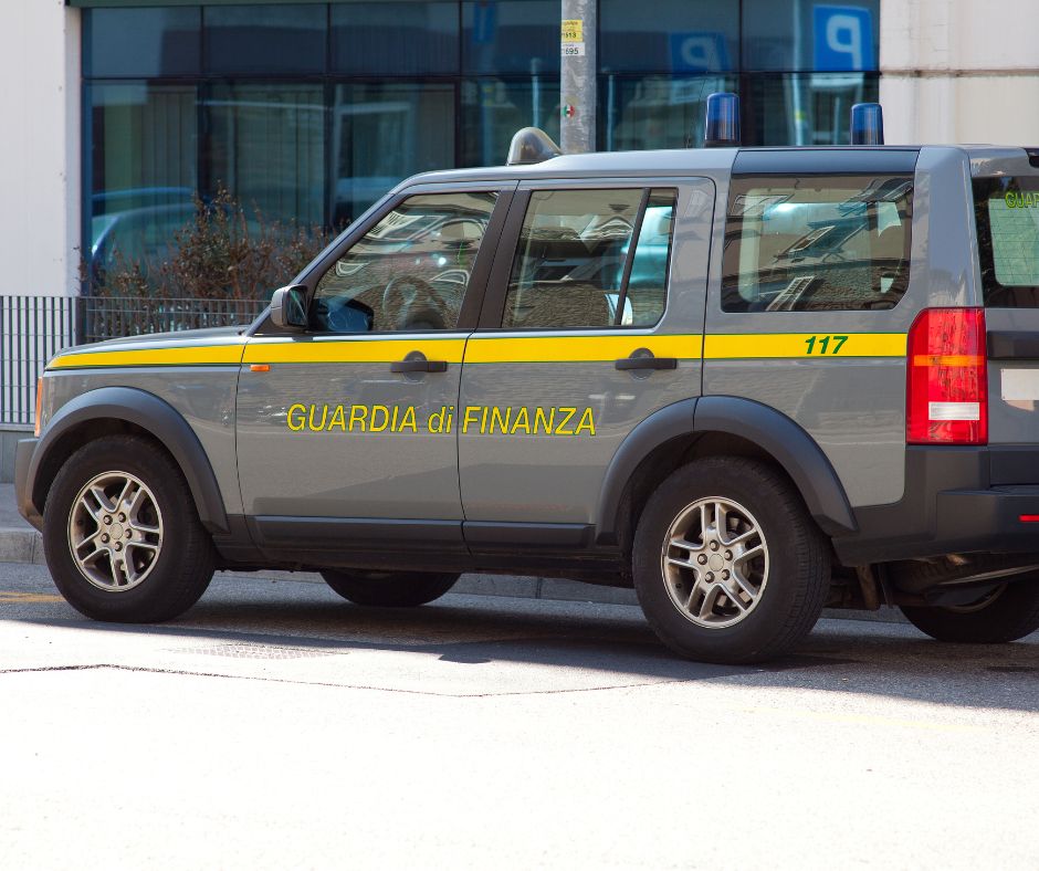 Sequestro di oro e contanti da parte della Guardia di Finanza