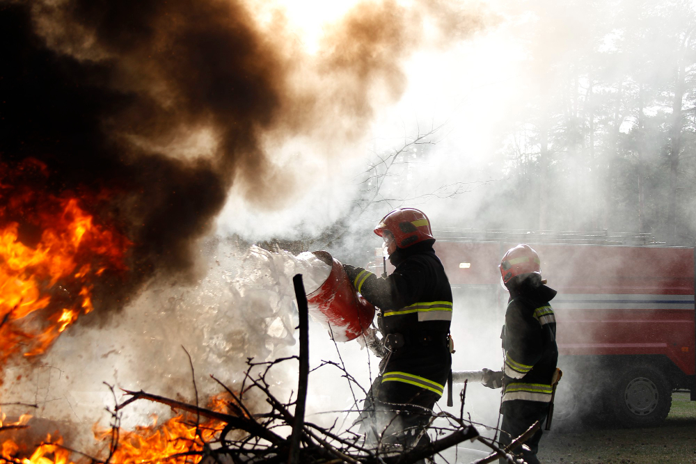 Incendio in impianto di gestione rifiuti: richieste di bonifica urgente