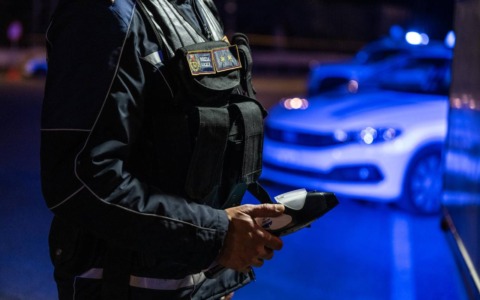 Sospesa la licenza di un bar per violazioni di sicurezza