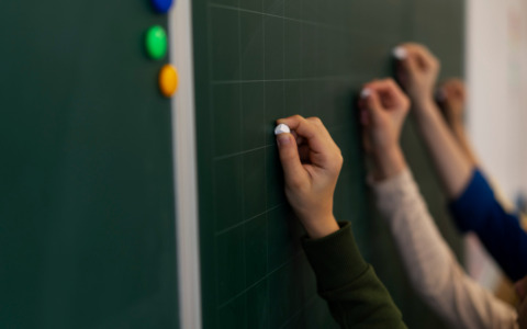 Riaprono i lavori per la scuola Media Consortile
