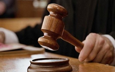 Falsi accusi di violenza, sgominata baby gang che perseguitava un 15enne